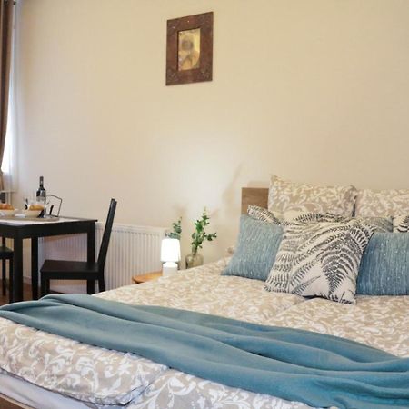 Palma Apartmanok Szallashely Szazhalombatta 6A Exteriér fotografie
