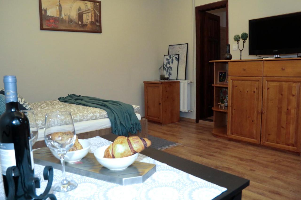 Palma Apartmanok Szallashely Szazhalombatta 6A Exteriér fotografie